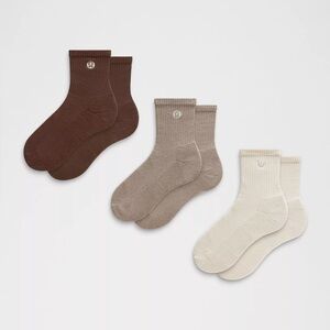 Lululemon Unisex Daily Essential Crew Socks sz Medium